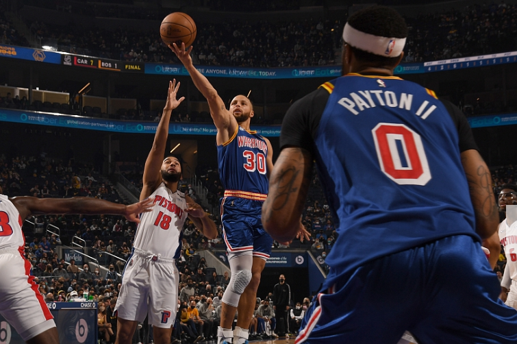 里程碑夜！北京首钢复出首秀；法甲今晚刷纪录；管理层满意；医务组通报恢复的简单介绍