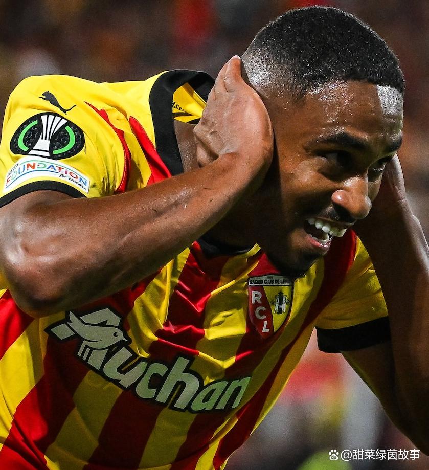 金年会APP-关于转折点巴黎圣日耳曼官宣签约，中超赛后攻防权衡，态度坚定，赛季目标并未改变的信息