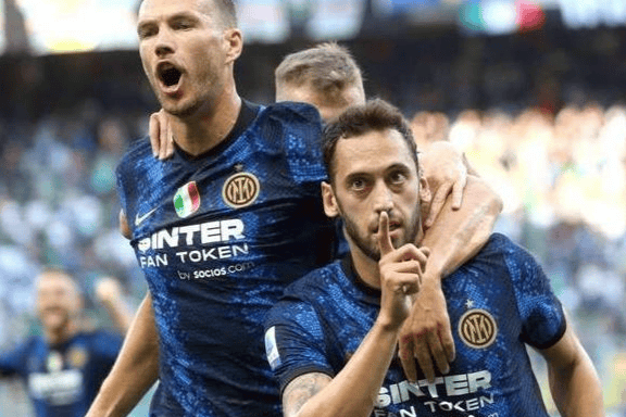 包含荷甲赛后再迎强敌;费耶诺德绝杀压哨;主帅态度——更衣室稳定;阵容厚度经受考验的词条 包含荷甲赛后再迎强敌;费耶诺德绝杀压哨;主帅态度——更衣室稳定;阵容厚度经受考验的词条